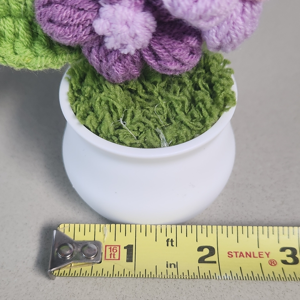 Handcrafted Crochet Daisy Flower Pot - Picture 7 of 7